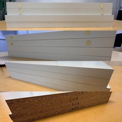 木材　加工板　白い板　仕切り板4枚　　の画像