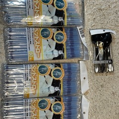 ストロー150本➕αとプラスチックスプーン9本の画像