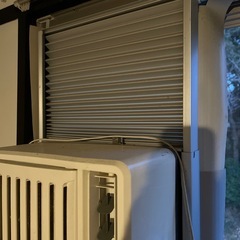 お取引中　山善　窓掛け冷房のみのエアコン　室外機いらないタイプの画像