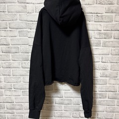 いれいす ボックスロゴパーカーの画像