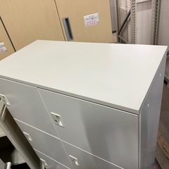 DSK 6人用ロッカー　天板 鍵付き　幅90 奥45 高さ121cm
の画像