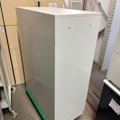 DSK 6人用ロッカー　天板 鍵付き　幅90 奥45 高さ121cm
の画像