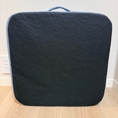 オットマン兼トランポリンの画像