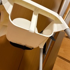 IKEA イケア ベビーチェア テーブル付きの画像