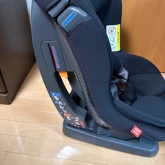 　ベルト固定式チャイルドシートの画像