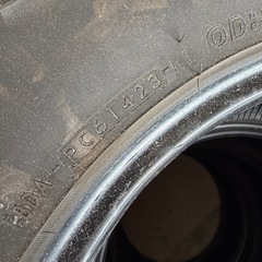 ヨコハマタイヤ ジオランダー 265/65r17の画像