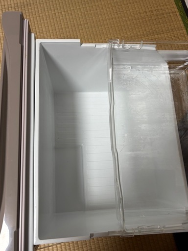 ノンフロン自動製氷機付き冷凍冷蔵庫