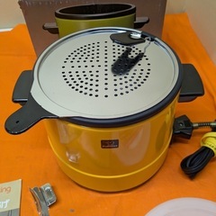 【未使用】大阪引取歓迎　象印　電気フライヤー　CT-1000　あげあげ　イエロー【KNBK126】の画像