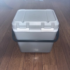 ミニクーラーボックスの画像