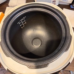 ラクラ・クッカー コンパクト　電気圧力鍋（CY3501JP）炊飯器 電気調理鍋の画像