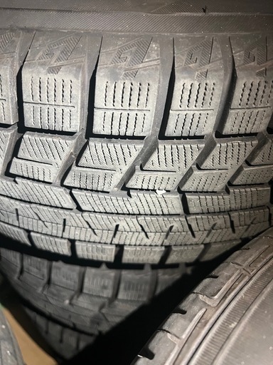 205/65r16スタッドレスタイヤヨコハマ43週2022年製とアルミホイール4本セット