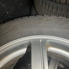 205/65r16スタッドレスタイヤヨコハマ43週2022年製とアルミホイール4本セットの画像