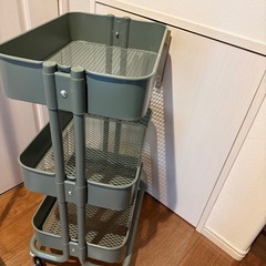 3段ラック　の画像
