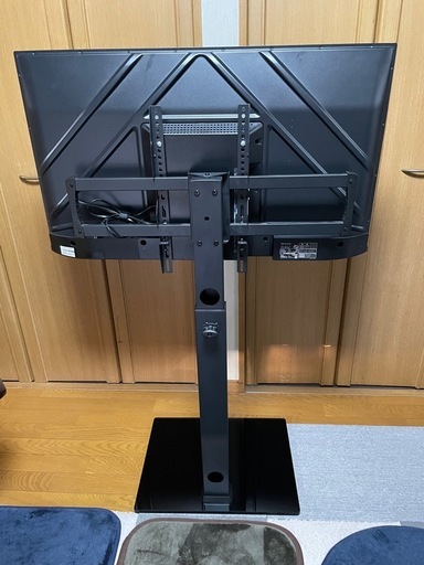 Perlegearのテレビスタンド