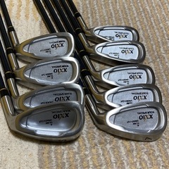 ゼクシオ　　アイアン　かなり美品 の画像