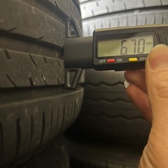 205/60r16ノーマルタイヤ2023年製と純正トヨタホイール4本セットの画像