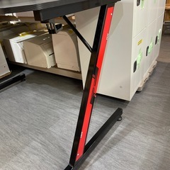 【ゲーミングデスク】【ブラック】クリーニング済み【管理番号0304】知の画像