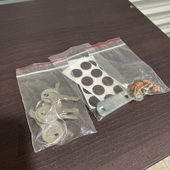 ロッカー 鍵付き ２段 木製 棚の画像