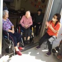 【入社祝金５万円有】　夜勤専属有料老人ホーム介護職の募集です！の画像