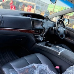 トヨタ エスティマ ハイブリッド AERAS 4WD レザーパッケージの画像