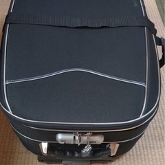 新品☆スーツケース　キャリーケースの画像