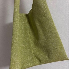 ラメのバッグの画像