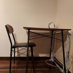 ダイニングテーブル＋椅子2脚セット（無料ケトル付き）の画像