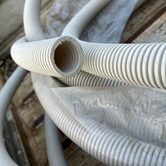 電気工事　電線用ホースの画像