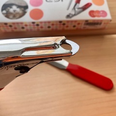 ペット　爪切り　つめ切り　ギロチンタイプ　犬　猫　爪切り　ヤスリ付き
の画像