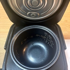 炊飯器 3合炊き マイコン炊飯ジャー（説明書付き）の画像