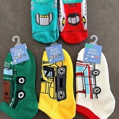 【新品未使用】はたらくくるま、新幹線靴下5点セット🚗の画像