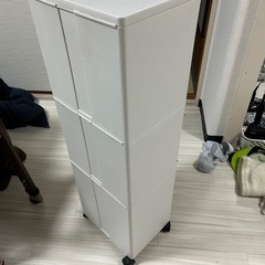 クマパパさんにお譲り決定しました。
ダストボックスの画像