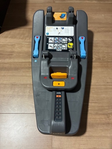 ISOFIX付ベビーシート☆すぐ使える☆新生児OK☆取外し簡単 ISOFIX付ベビーシート☆すぐ使える☆新生児OK☆取外し簡単