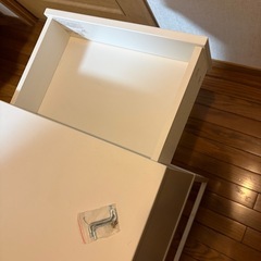 IKEA　サイドテーブル 白の画像