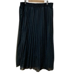 しまむら プリーツロングスカート 総ゴム 裏地付き ブラック 4Lの画像