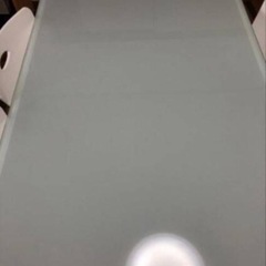 ダイニングテーブルの画像