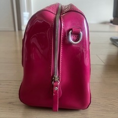 新品同様 フォリフォリ牛革 ピンクバッグの画像