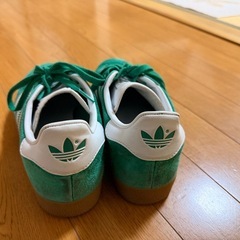 adidas GAZELLE グリーン 24cm スニーカーの画像
