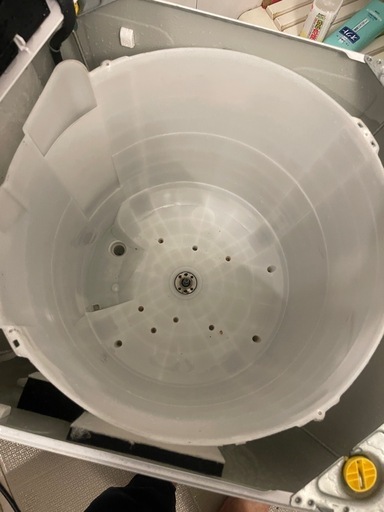 引取限定・洗濯機5,5kg 2022年製
