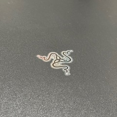 ゲーミングデスクの画像