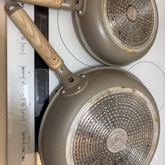 ニトリ　エバークック　フライパンセットの画像