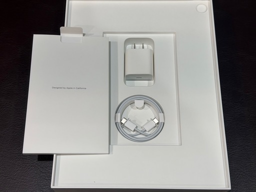 美品！MTJD2J/A Apple iPadPro第3世代512GBWi-Fi+cellularモデルSIMロック無し