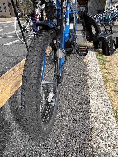 中古20㌅YAMAHA電動アシスト自転車　12.3Ah 大阪　068