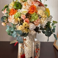 プリザーブドフラワーとハーバリウムの画像