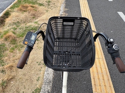 中古20㌅Panasonic電動アシスト自転車　13.2Ah4点灯　大阪　088