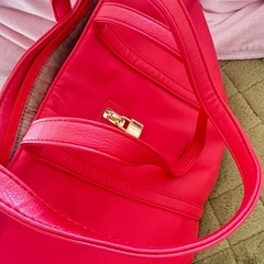 赤 トートバッグ 合成皮革 中古 良品 ゴールド金具の画像