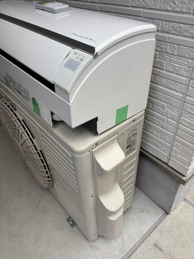 2021年製　日立　白くまくん14畳用　200V
