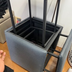 折りたたみ椅子の画像