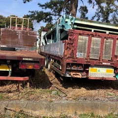 大型トラックの画像