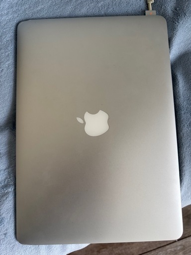 MacBook Air 13インチ（2017）動作品